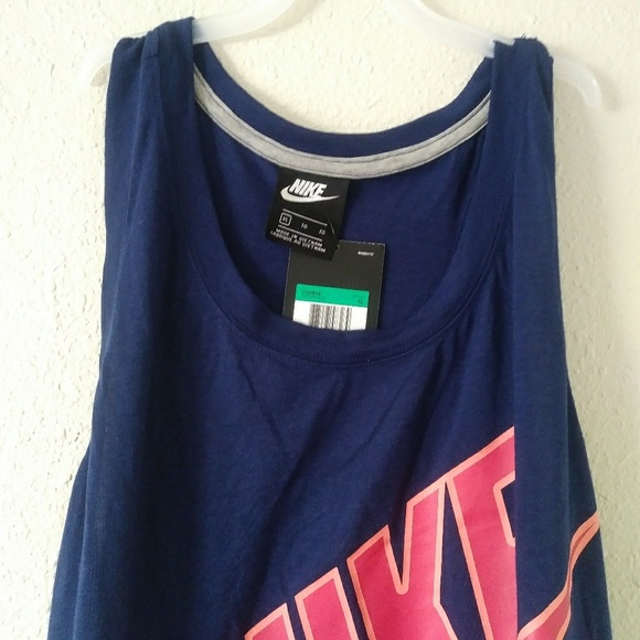 Nike Slim Fit Tank Top - Picture 6 of 8